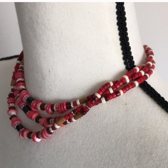 NWT Free People 3 layer red beaded necklace - Picture 4 of 7